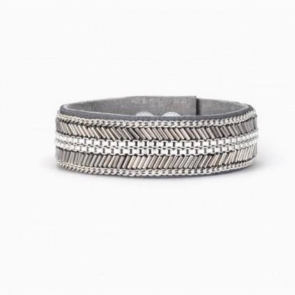 :: Stella & Dot SILVER Carter Bracelet